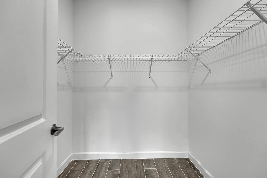 В аренду: $2,000 (2 спален, 2 ванн, 1308 Квадратных фут)