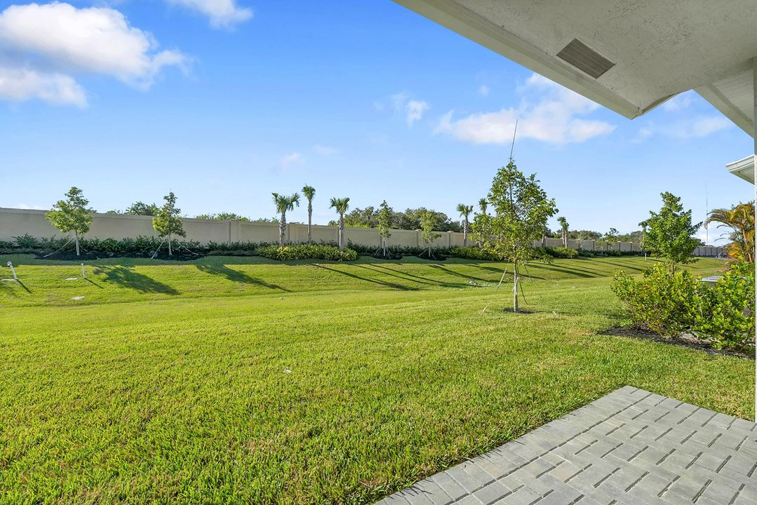 В аренду: $2,000 (2 спален, 2 ванн, 1308 Квадратных фут)