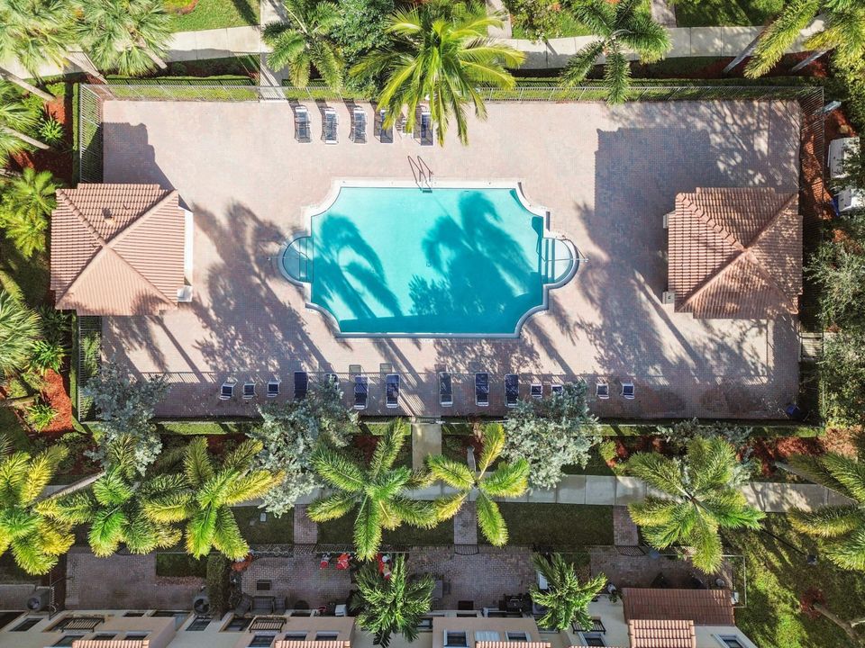 For Sale: $499,900 (3 beds, 2 baths, 1768 Square Feet)