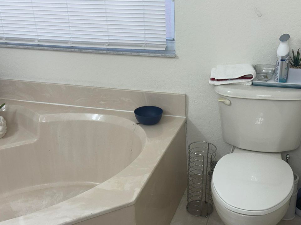 На продажу: $469,000 (3 спален, 2 ванн, 1897 Квадратных фут)