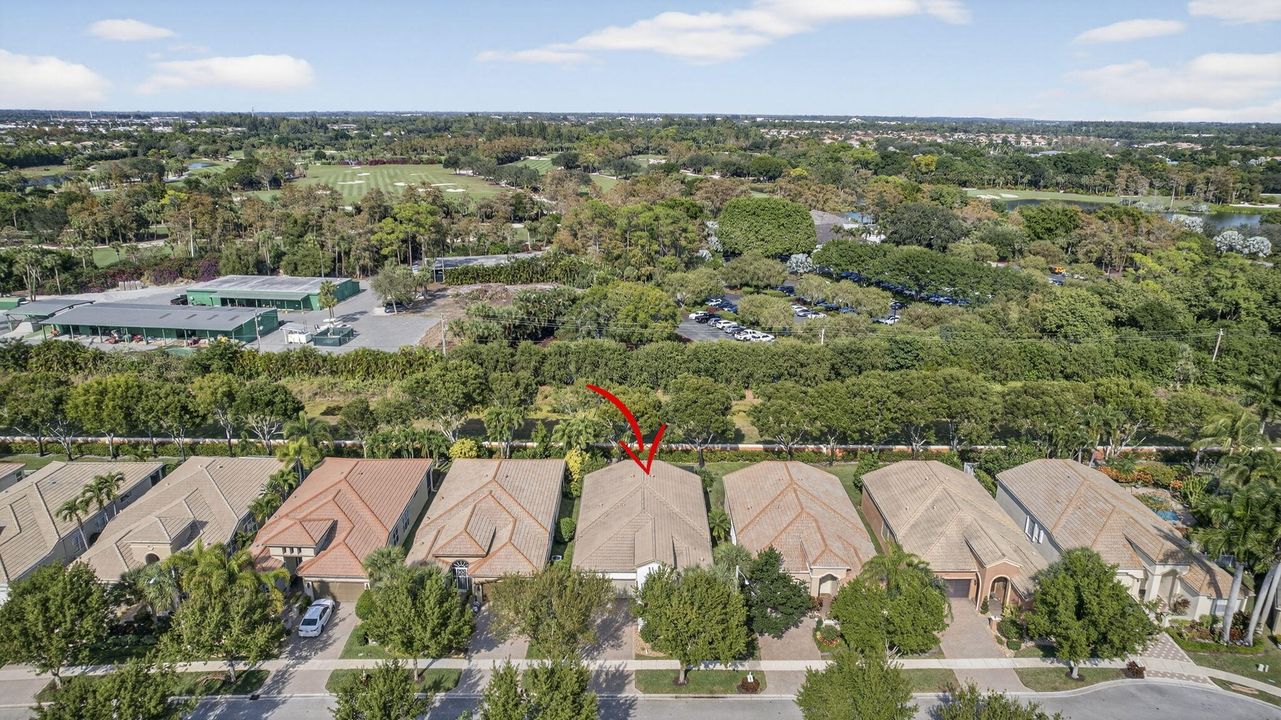 待售: $554,000 (2 贝兹, 2 浴室, 1851 平方英尺)