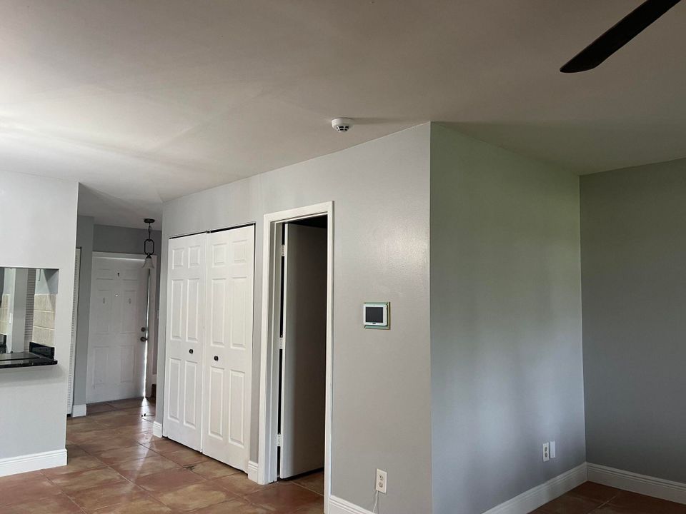 For Rent: $2,250 (2 beds, 2 baths, 1226 Square Feet)