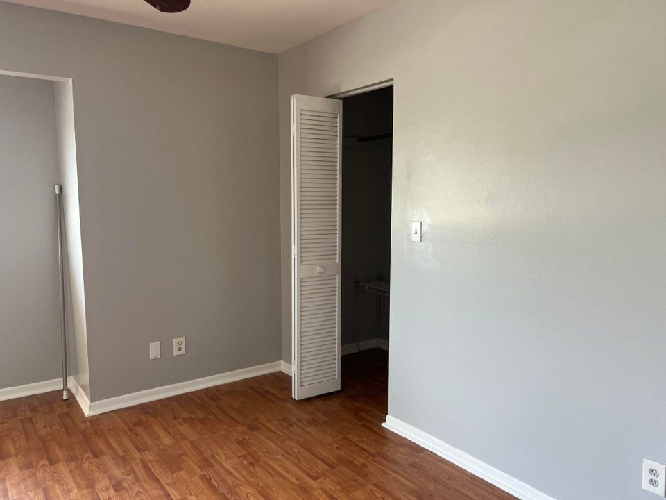 For Rent: $2,250 (2 beds, 2 baths, 1226 Square Feet)