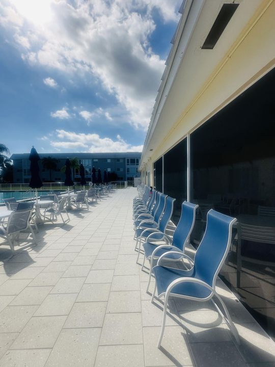 На продажу: $224,900 (1 спален, 1 ванн, 950 Квадратных фут)