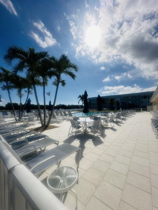 На продажу: $224,900 (1 спален, 1 ванн, 950 Квадратных фут)