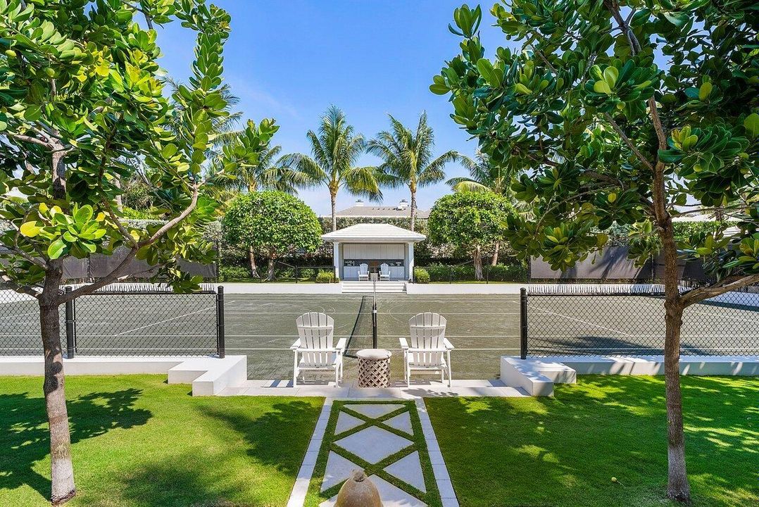 На продажу: $97,500,000 (9 спален, 10 ванн, 8966 Квадратных фут)