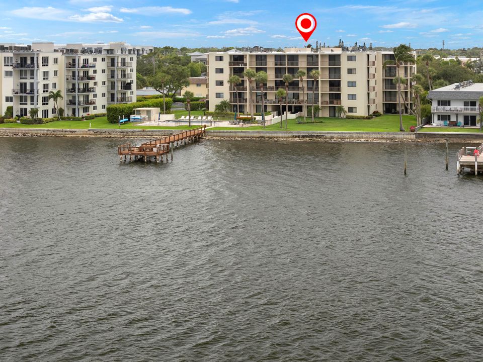 For Sale: $370,000 (2 beds, 2 baths, 1351 Square Feet)