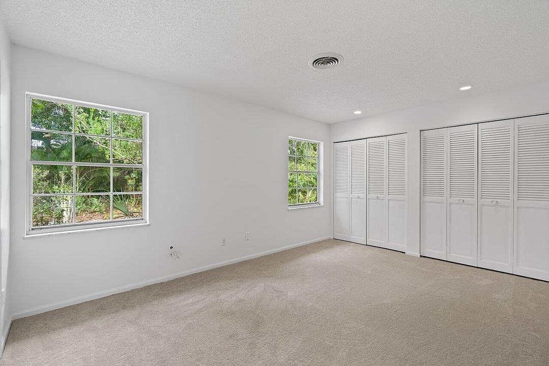 For Sale: $375,000 (4 beds, 2 baths, 1634 Square Feet)