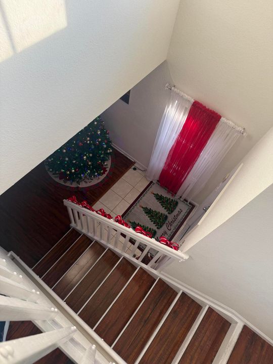 На продажу: $469,000 (3 спален, 2 ванн, 1897 Квадратных фут)