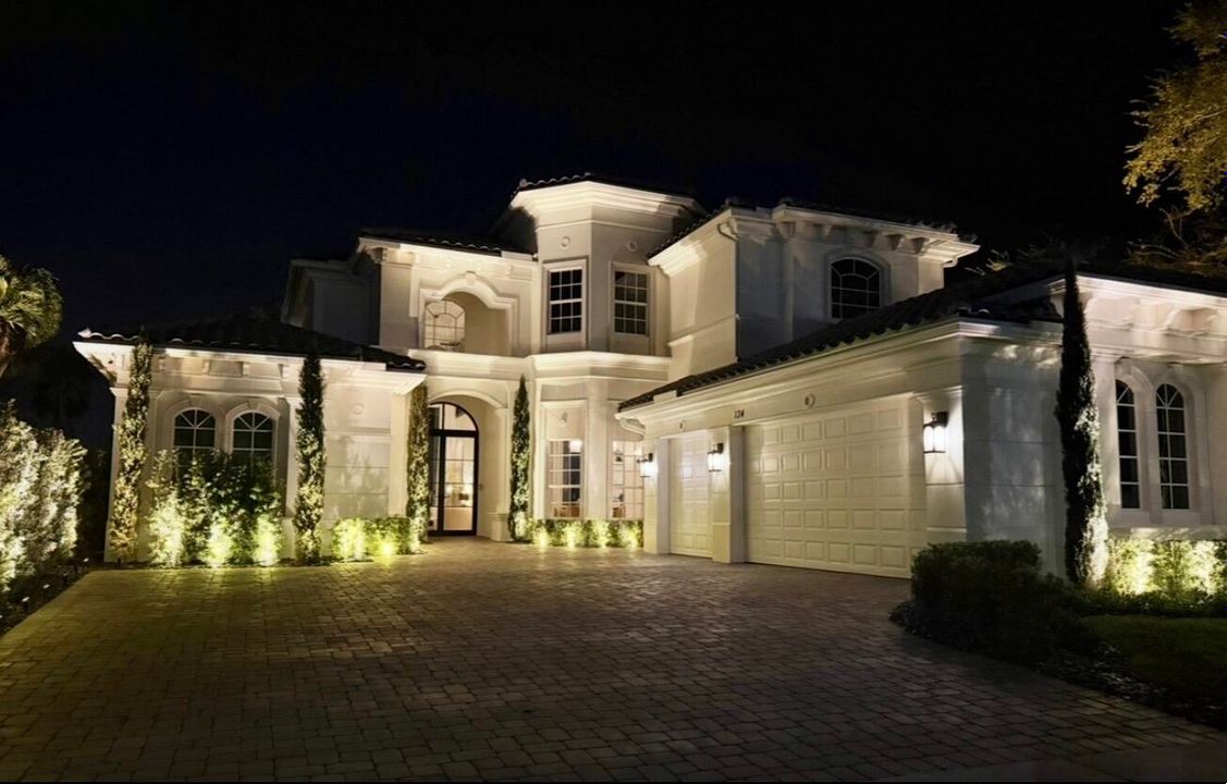 For Sale: $4,895,000 (4 beds, 4 baths, 4106 Square Feet)