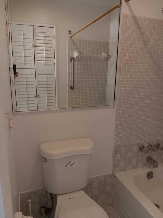 For Rent: $2,000 (2 beds, 2 baths, 1332 Square Feet)