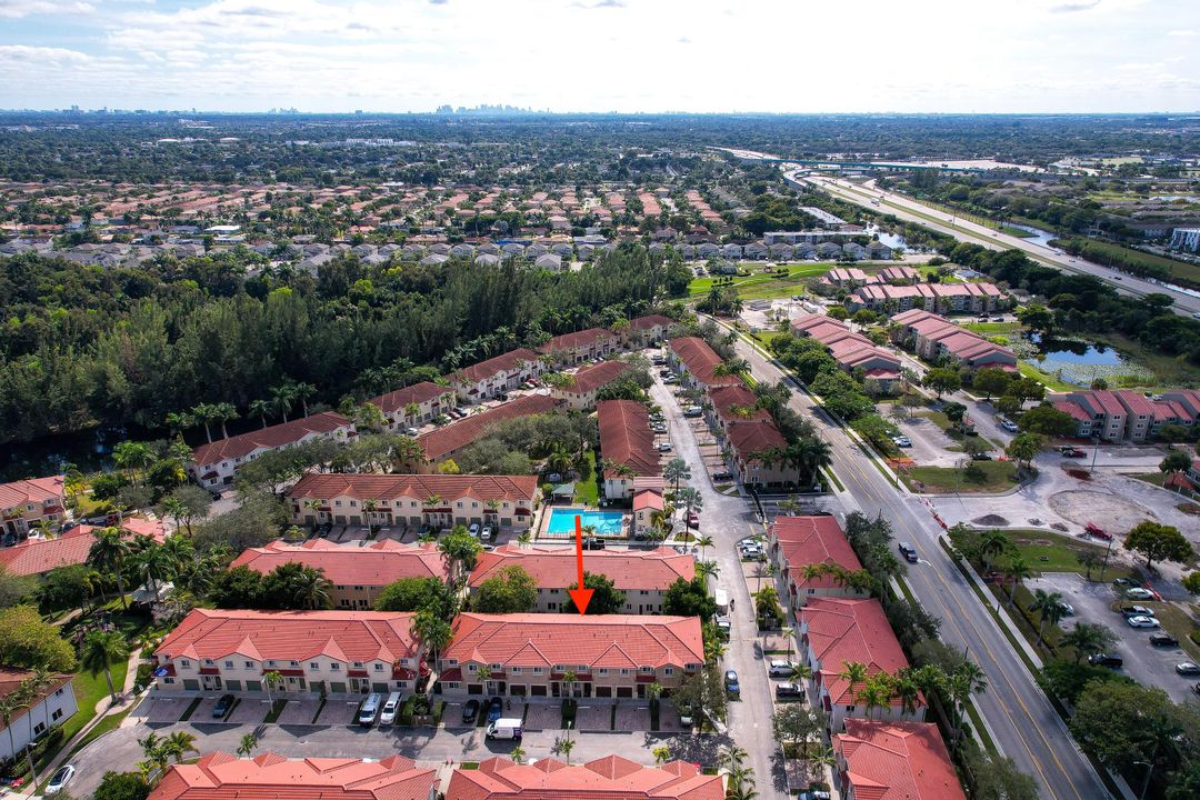 For Sale: $440,000 (4 beds, 2 baths, 1716 Square Feet)