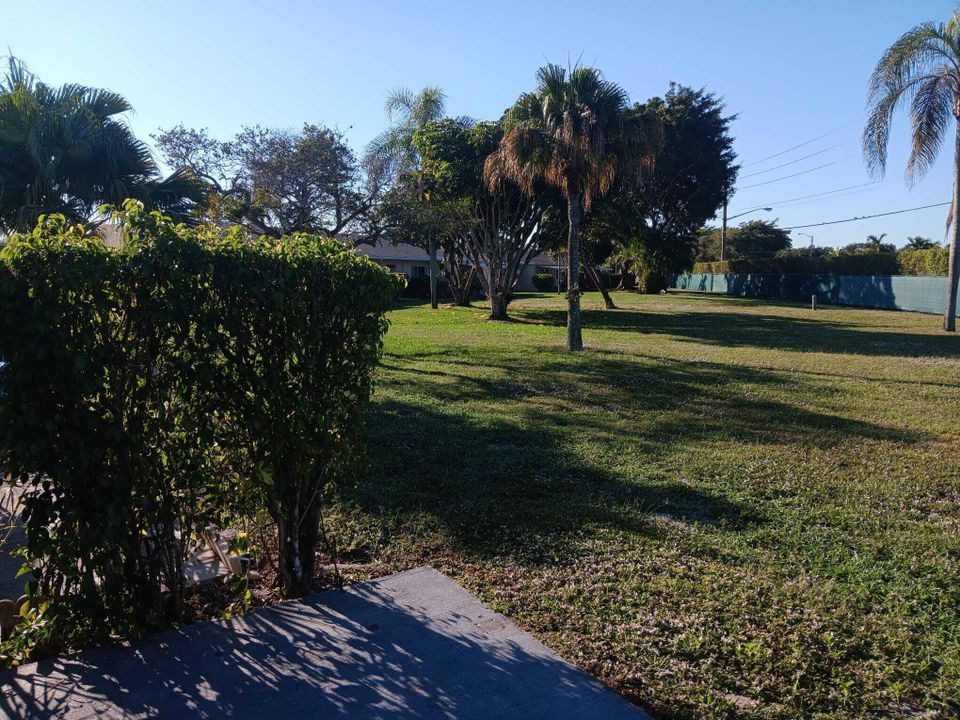 For Rent: $2,000 (2 beds, 2 baths, 1332 Square Feet)