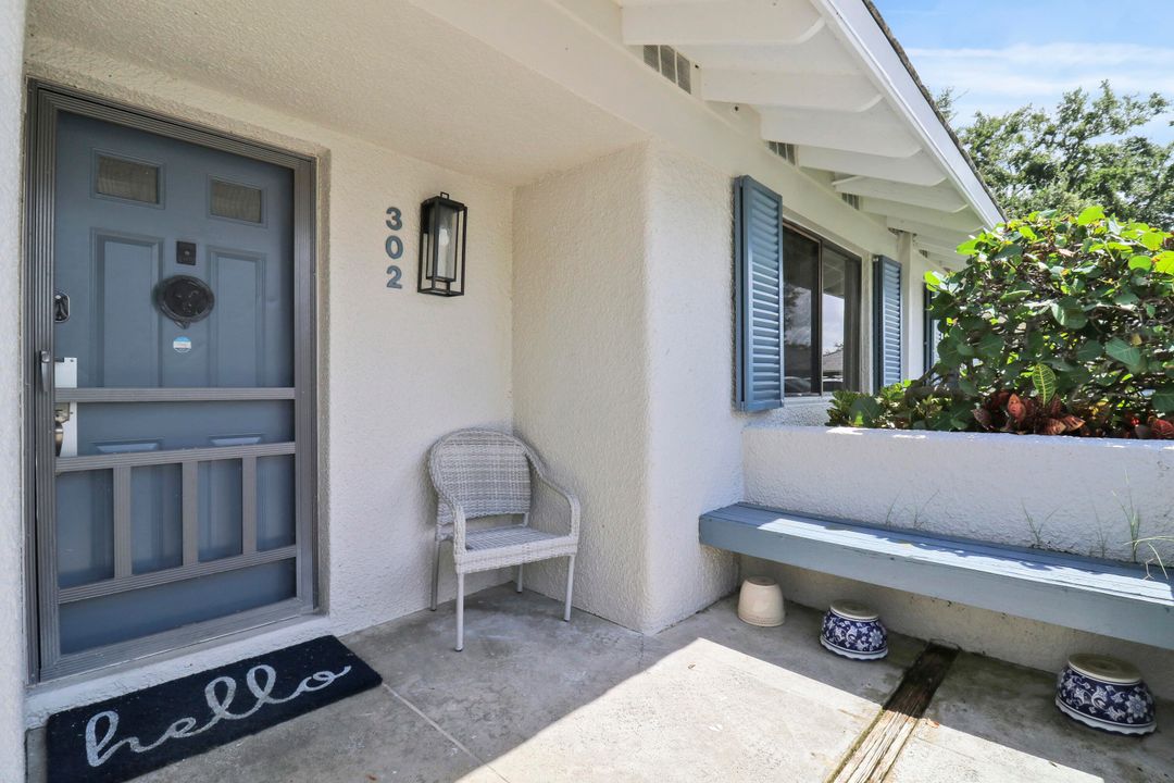 For Rent: $10,000 (2 beds, 2 baths, 1135 Square Feet)