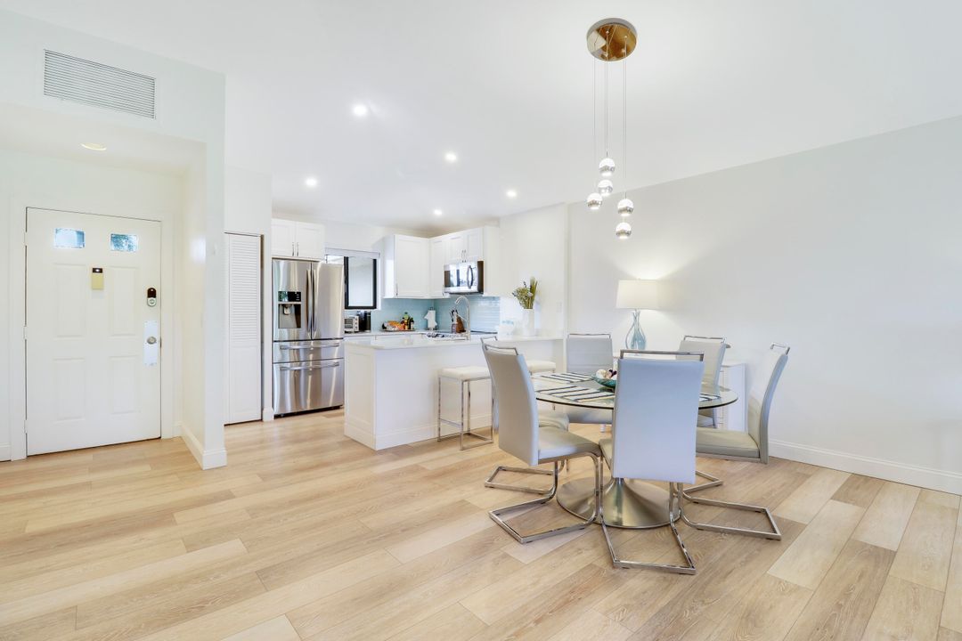 For Rent: $10,000 (2 beds, 2 baths, 1135 Square Feet)