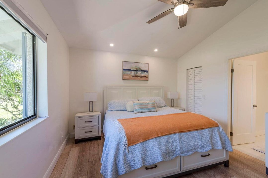 For Rent: $10,000 (2 beds, 2 baths, 1135 Square Feet)