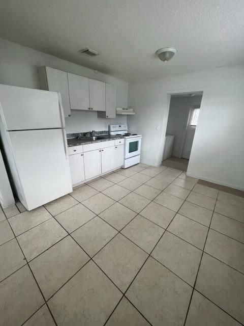 В аренду: $1,850 (2 спален, 1 ванн, 1000 Квадратных фут)