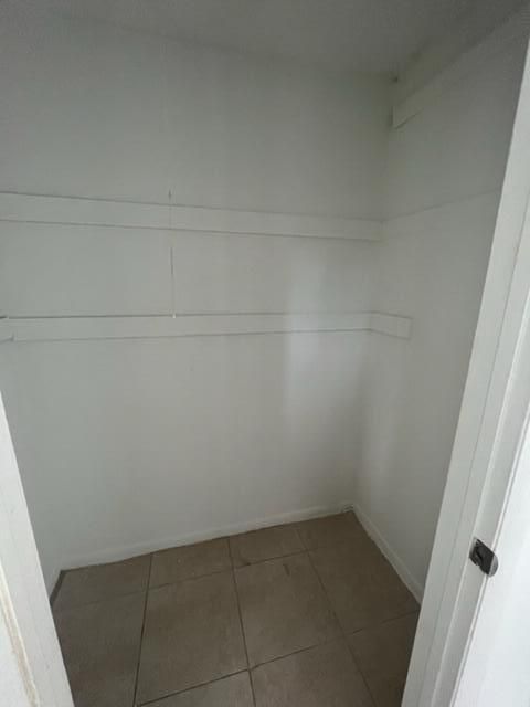 В аренду: $1,850 (2 спален, 1 ванн, 1000 Квадратных фут)