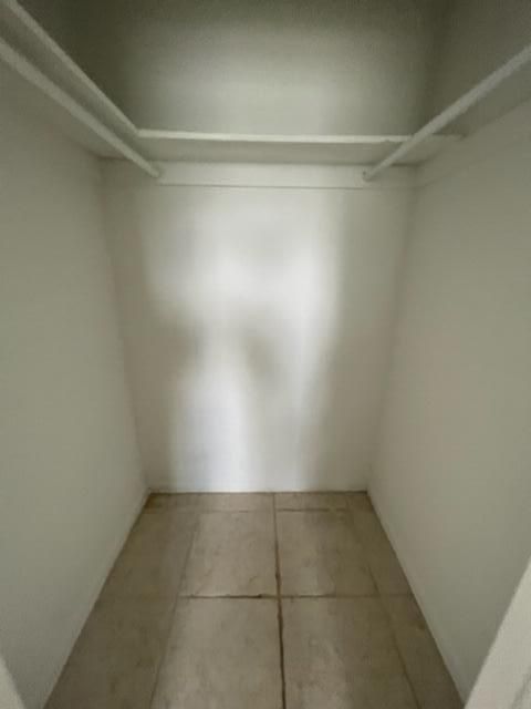 В аренду: $1,850 (2 спален, 1 ванн, 1000 Квадратных фут)