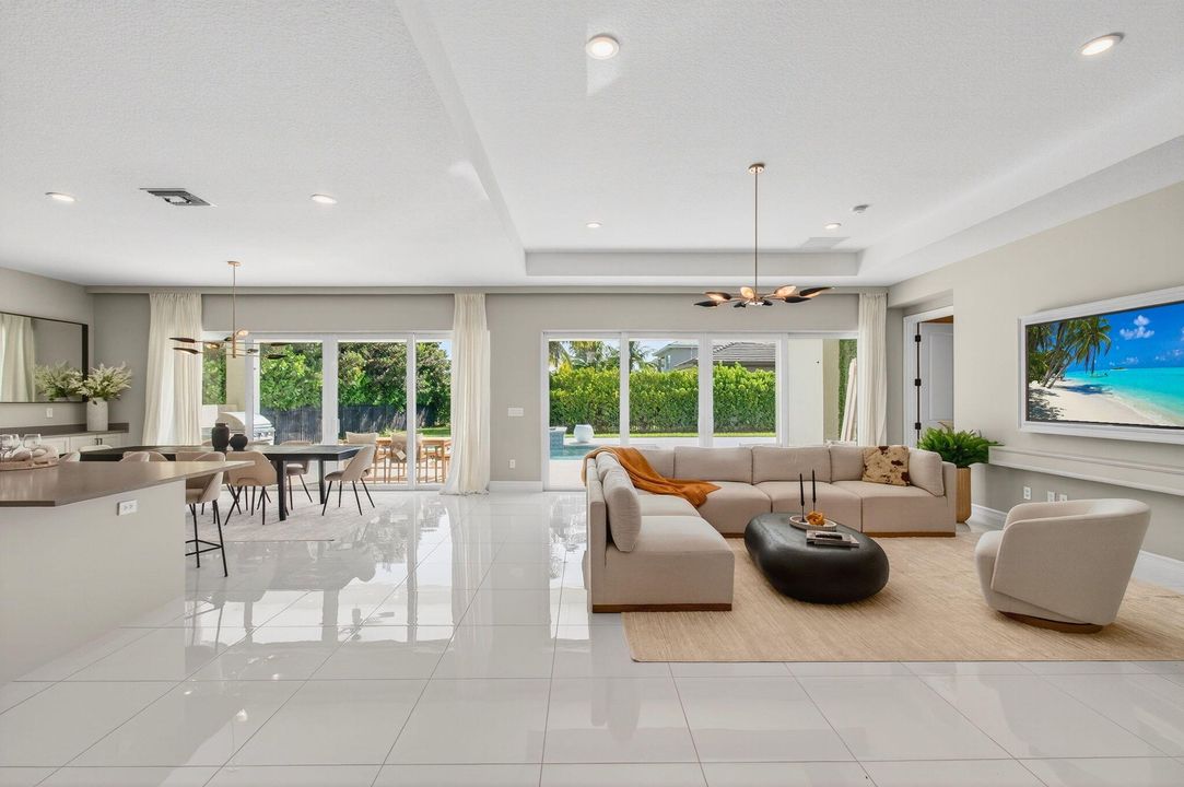 For Rent: $12,800 (4 beds, 4 baths, 3472 Square Feet)