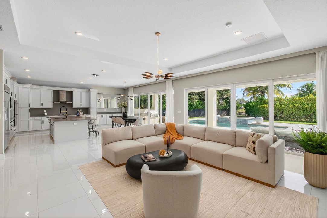 For Rent: $12,800 (4 beds, 4 baths, 3472 Square Feet)