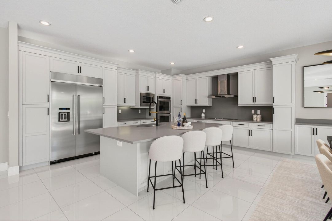 For Rent: $12,800 (4 beds, 4 baths, 3472 Square Feet)