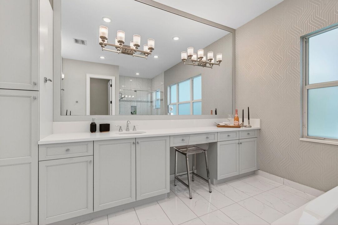 For Rent: $12,800 (4 beds, 4 baths, 3472 Square Feet)