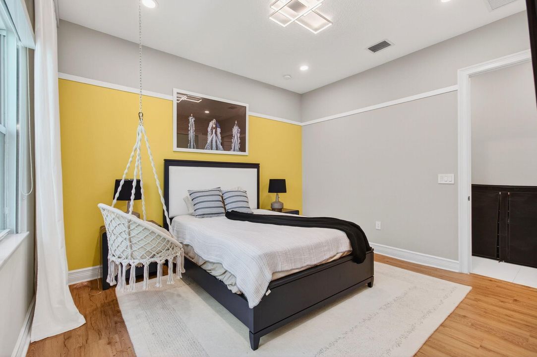 For Rent: $12,800 (4 beds, 4 baths, 3472 Square Feet)