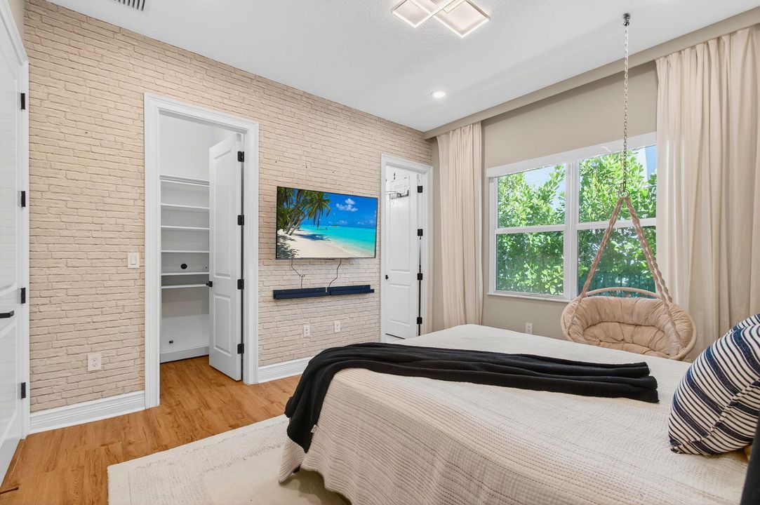 For Rent: $12,800 (4 beds, 4 baths, 3472 Square Feet)