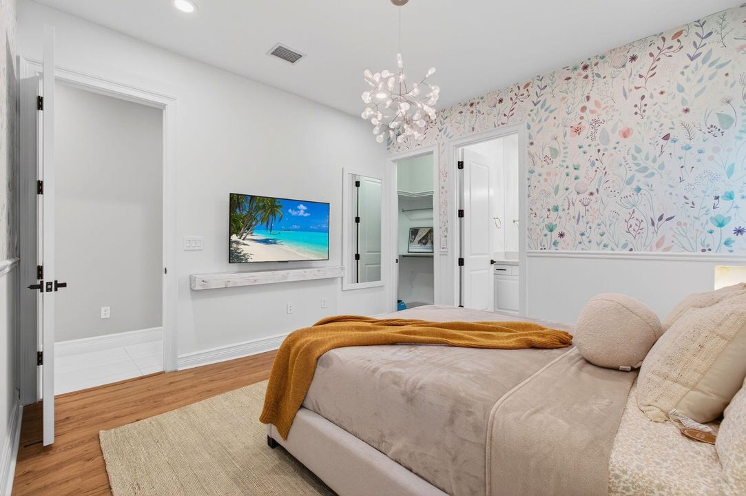 For Rent: $12,800 (4 beds, 4 baths, 3472 Square Feet)