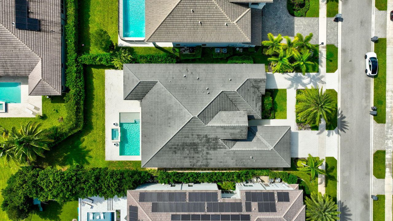 For Rent: $12,800 (4 beds, 4 baths, 3472 Square Feet)