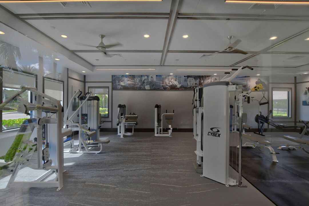 For Rent: $12,800 (4 beds, 4 baths, 3472 Square Feet)