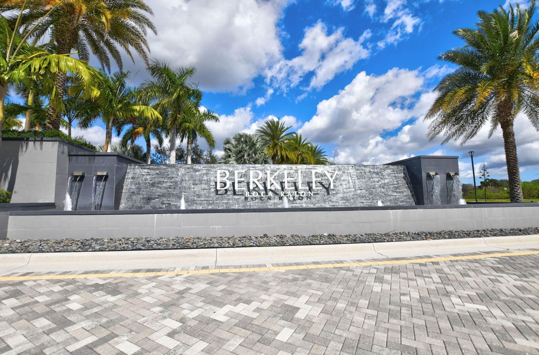 For Rent: $12,800 (4 beds, 4 baths, 3472 Square Feet)