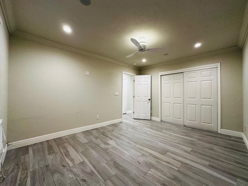 For Rent: $1,900 (2 beds, 1 baths, 775 Square Feet)