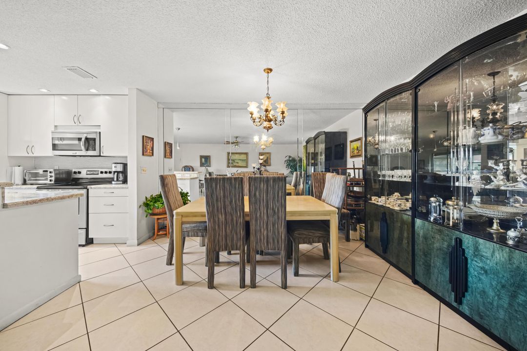 На продажу: $165,000 (1 спален, 2 ванн, 1080 Квадратных фут)