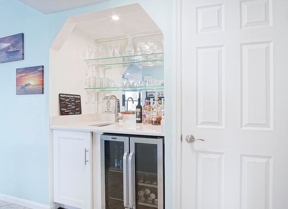 На продажу: $535,000 (2 спален, 2 ванн, 1585 Квадратных фут)