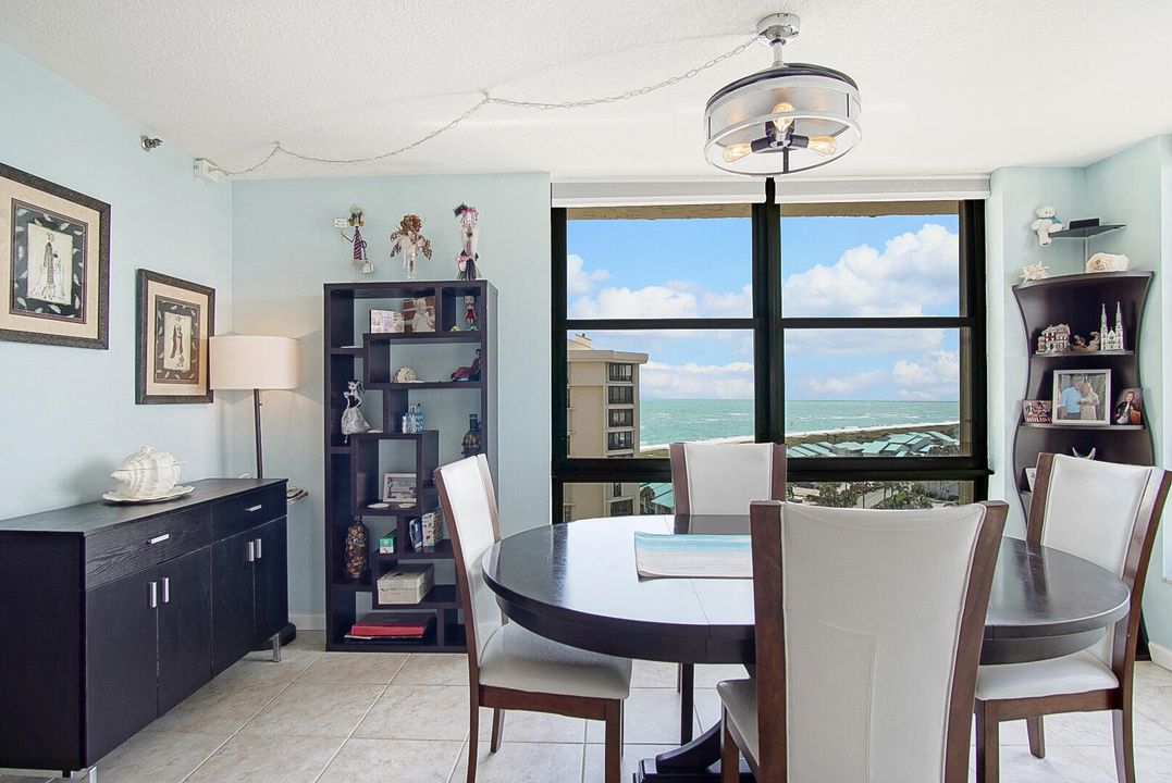 На продажу: $535,000 (2 спален, 2 ванн, 1585 Квадратных фут)