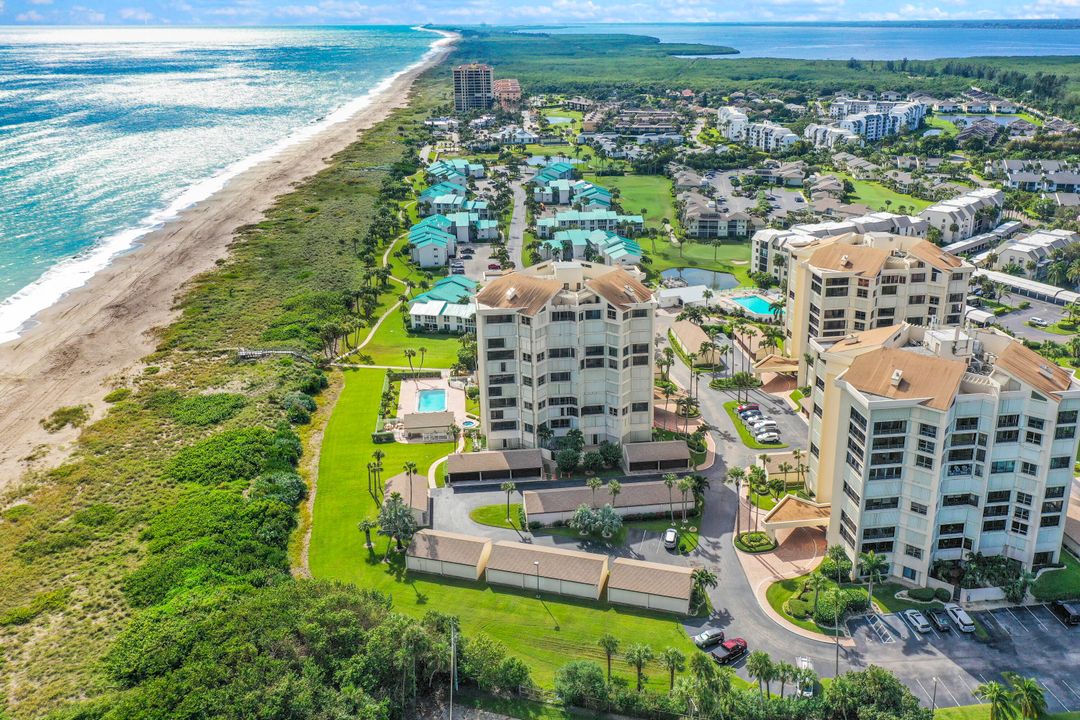 На продажу: $535,000 (2 спален, 2 ванн, 1585 Квадратных фут)