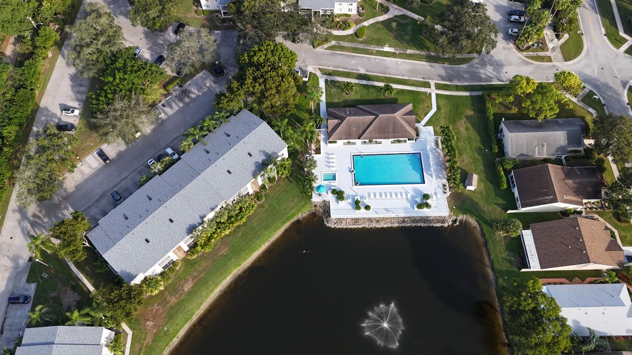 待售: $249,900 (2 贝兹, 2 浴室, 965 平方英尺)