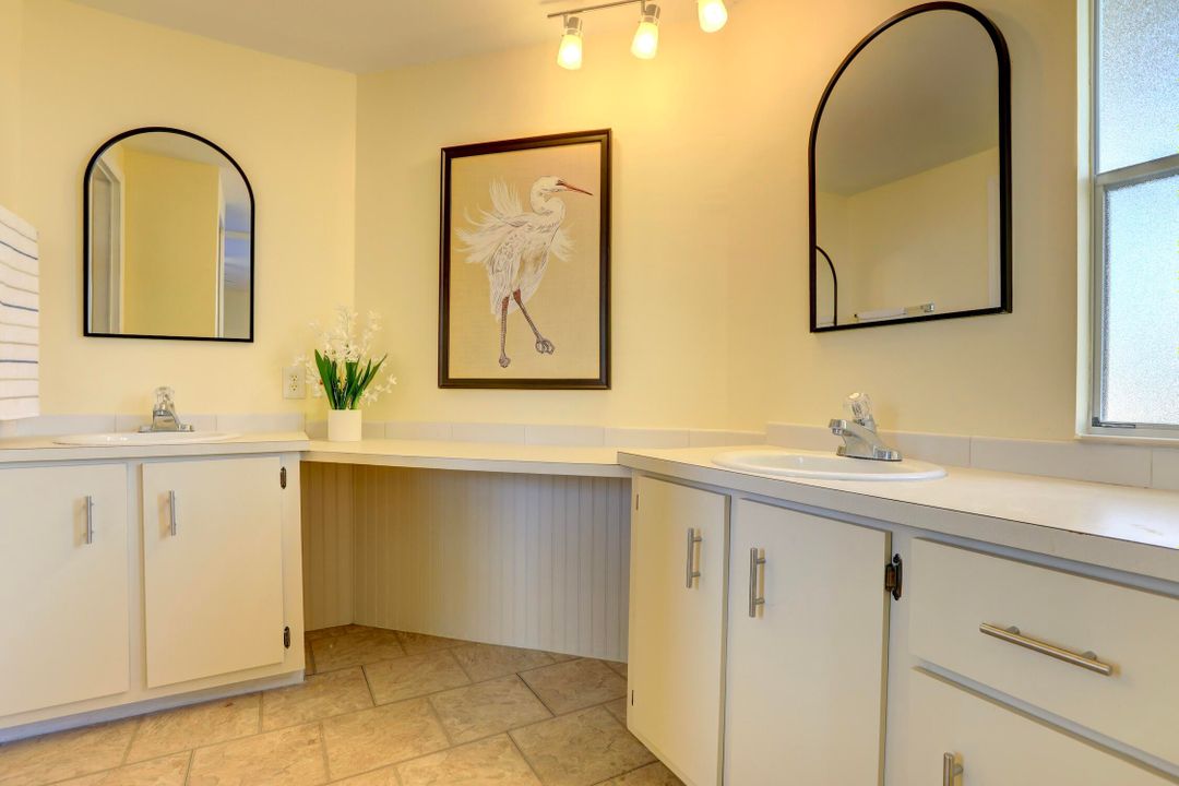 На продажу: $195,000 (3 спален, 2 ванн, 1248 Квадратных фут)