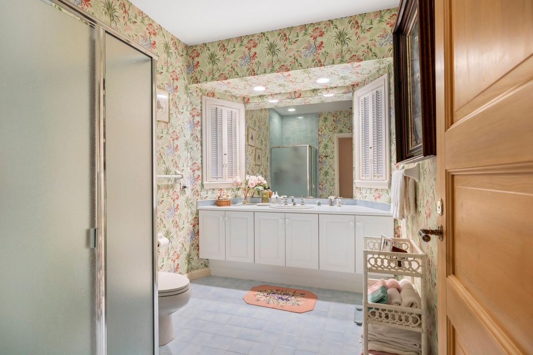 待售: $1,250,000 (3 贝兹, 2 浴室, 2542 平方英尺)