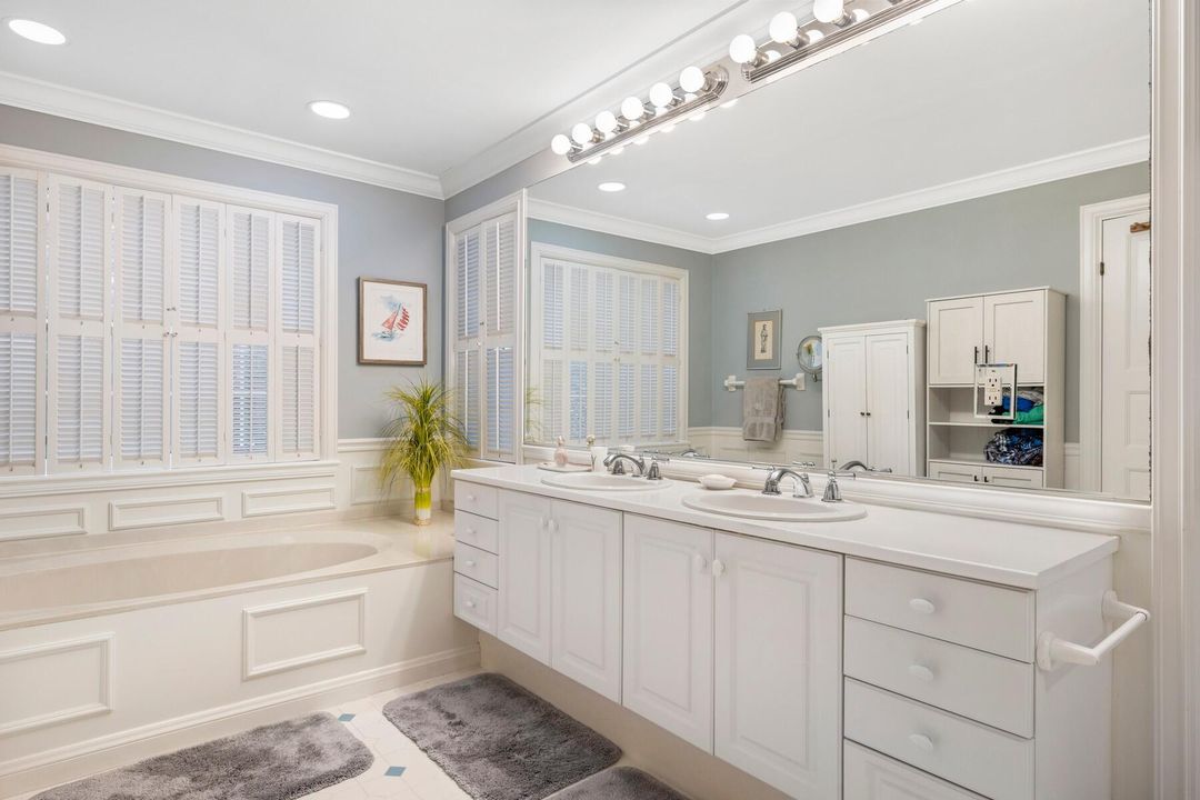 待售: $1,250,000 (3 贝兹, 2 浴室, 2542 平方英尺)