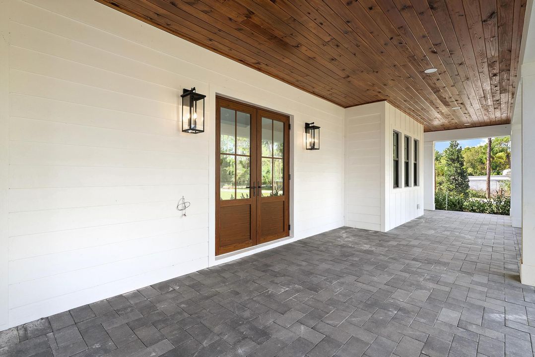 На продажу: $2,500,000 (5 спален, 4 ванн, 3832 Квадратных фут)