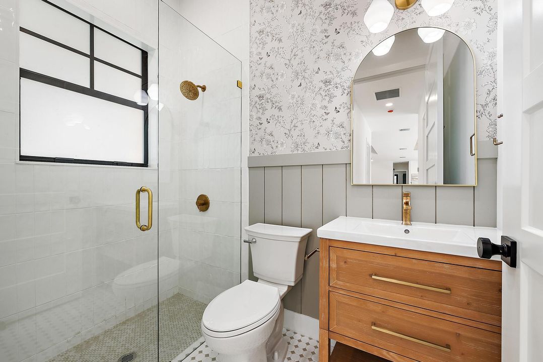 На продажу: $2,500,000 (5 спален, 4 ванн, 3832 Квадратных фут)