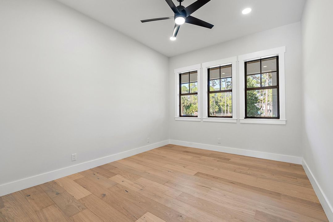 На продажу: $2,500,000 (5 спален, 4 ванн, 3832 Квадратных фут)