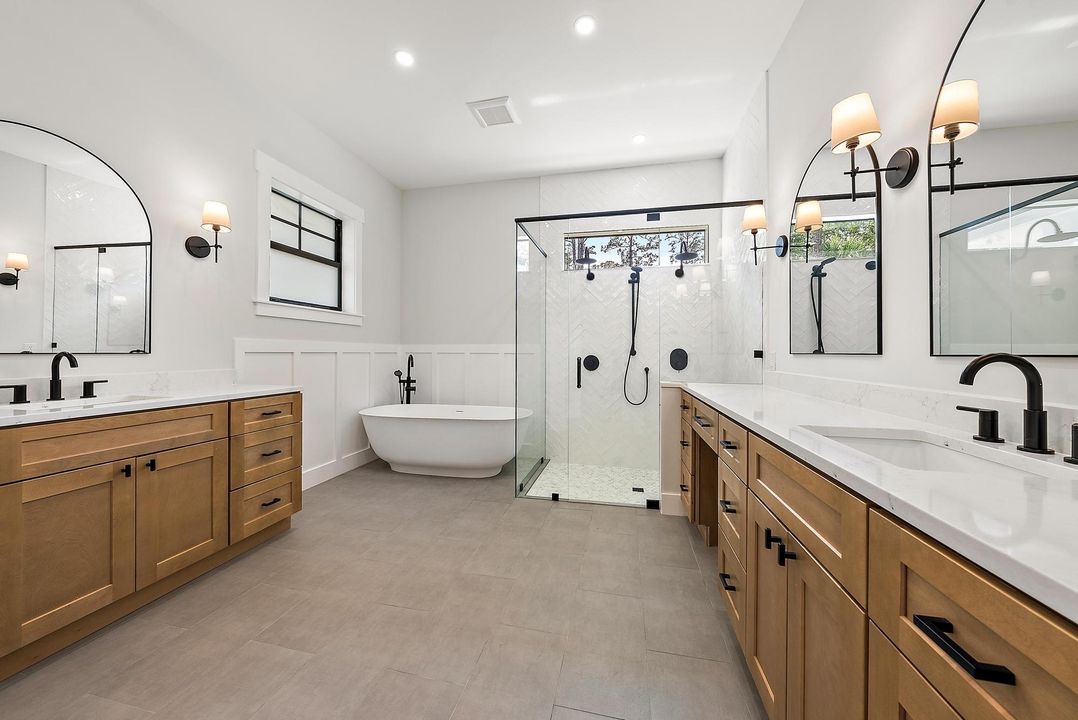 На продажу: $2,500,000 (5 спален, 4 ванн, 3832 Квадратных фут)