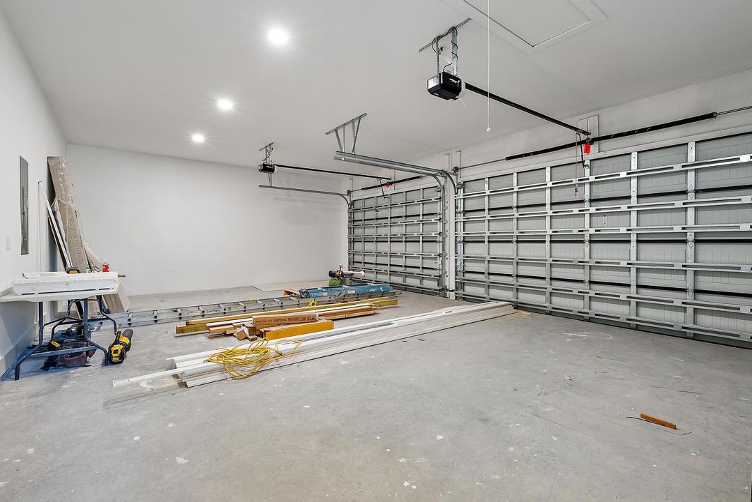 На продажу: $2,500,000 (5 спален, 4 ванн, 3832 Квадратных фут)