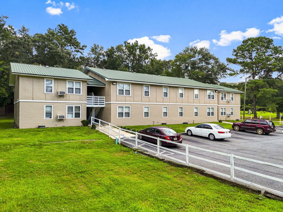 For Sale: $1,638,000 (0 beds, 0 baths, 10037 Square Feet)