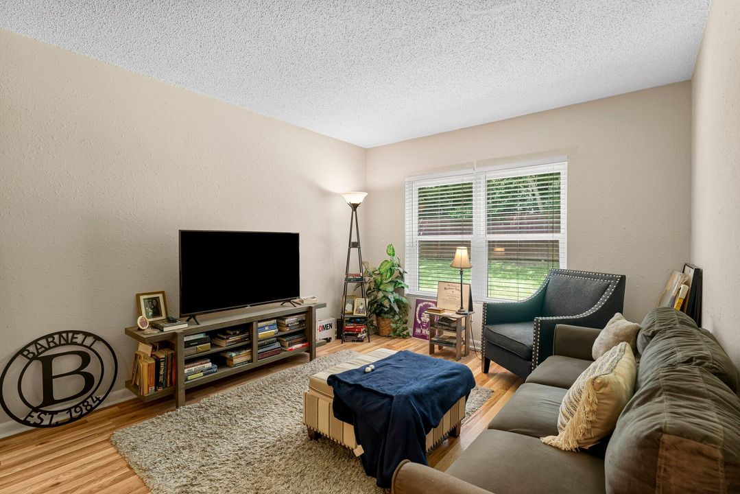 For Sale: $1,638,000 (0 beds, 0 baths, 10037 Square Feet)