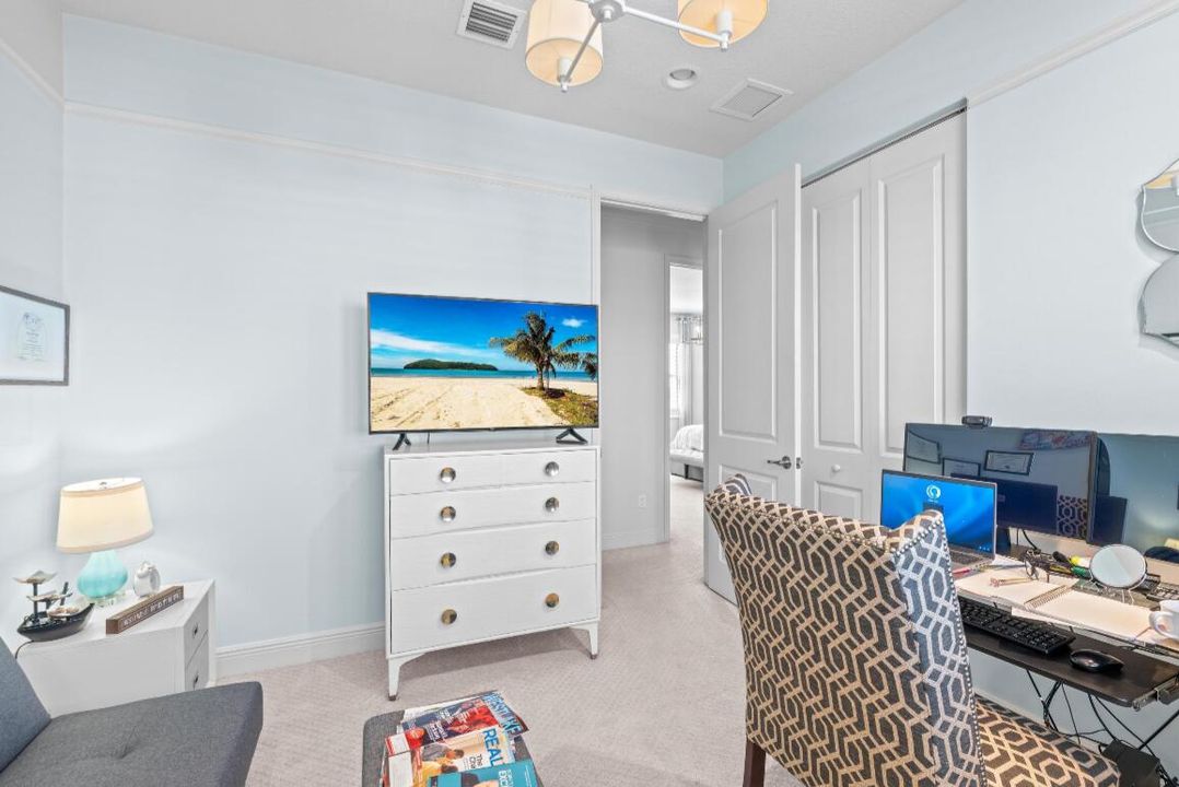 For Sale: $540,000 (3 beds, 2 baths, 1712 Square Feet)